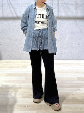 「LEPSIM（レプシィム）のAIRデニム長袖シャツ　639492（シャツ/ブラウス、ブルー系）」を使った、tutu.さん（レディース・152cm）の夏コーディネート