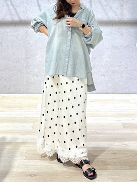 「LEPSIM（レプシィム）のAIRデニム長袖シャツ　639492（シャツ/ブラウス、ブルー系）」を使った、tutu.さん（レディース・152cm）の夏コーディネート