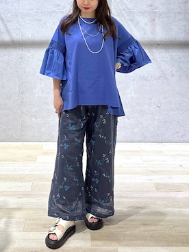 「LEPSIM（レプシィム）の異素材フリルBIGT　242843（Tシャツ/カットソー、ブルー系）」を使った、tutu.さん（レディース・152cm）の夏コーディネート