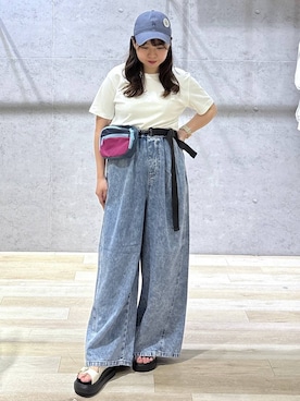 「LEPSIM（レプシィム）のイージーデニムパンツ　630150【KKfashion紹介アイテム】（デニムパンツ、ブルー系）」を使った、tutu.さん（レディース・152cm）の夏コーディネート