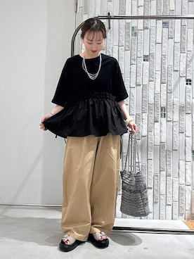 「LEPSIM（レプシィム）のベルトバックルクッションサンダル　638815（サンダル、ベージュ系）」を使った、naaalepsimさん（レディース）の春コーディネート
