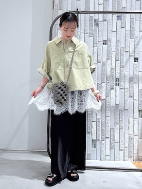 「LEPSIM（レプシィム）のベルトバックルクッションサンダル　638815（サンダル、ブラック系）」を使った、naaalepsimさん（レディース）の春コーディネート