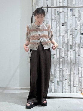「LEPSIM（レプシィム）のフリルイージーパンツ　1023670（その他パンツ、ブラウン系）」を使った、naaalepsimさん（レディース）の夏コーディネート