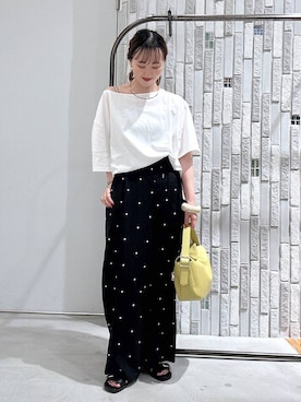 「LEPSIM（レプシィム）の《レプクル》オフショルワイドT　242876（Tシャツ/カットソー、ホワイト系）」を使った、naaalepsimさん（レディース）の夏コーディネート