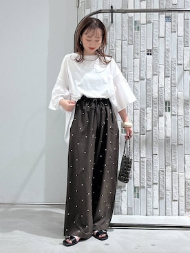 「LEPSIM（レプシィム）の異素材フリルBIGT　242843（Tシャツ/カットソー、ホワイト系）」を使った、naaalepsimさん（レディース）の夏コーディネート