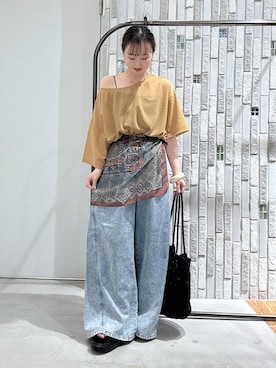 「LEPSIM（レプシィム）のイージーデニムパンツ　630150（デニムパンツ、ブルー系）」を使った、naaalepsimさん（レディース）の春コーディネート