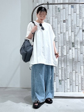 「LEPSIM（レプシィム）のイージーデニムパンツ　630150（デニムパンツ、ブルー系）」を使った、naaalepsimさん（レディース）の春コーディネート