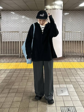 「GLOBAL WORK（グローバルワーク）のシーンレスとろみイージーパンツ/1054588（その他パンツ、グレー系）」を使った、アミさん（レディース）の秋コーディネート