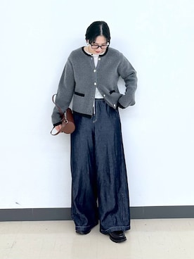 「アイテム（クラッチバッグ、ブラウン系）」を使った、アミさん（レディース・167cm）の秋コーディネート