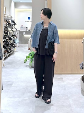 「GLOBAL WORK（グローバルワーク）のさらさらリラックスキャミ＊パンツSET/636257（その他パンツ、ブラック系）」を使った、アミさん（レディース）の春コーディネート