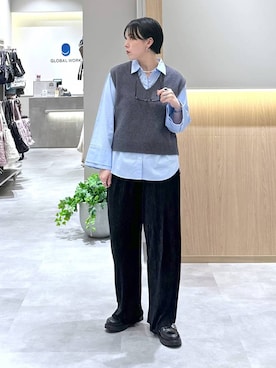 「GLOBAL WORK（グローバルワーク）のセルフカットベロアプリーツパンツ/1049228（その他パンツ、ブラック系）」を使った、アミさん（レディース）の秋コーディネート