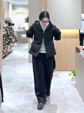 「GLOBAL WORK（グローバルワーク）のアイテム（パーカー）」を使った、アミさん（レディース・167cm）の冬コーディネート