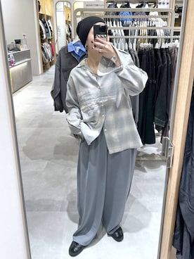 「GLOBAL WORK（グローバルワーク）のフィブリルイージーコクーンパンツ/684549（その他パンツ、ブルー系）」を使った、アミさん（レディース）の秋コーディネート