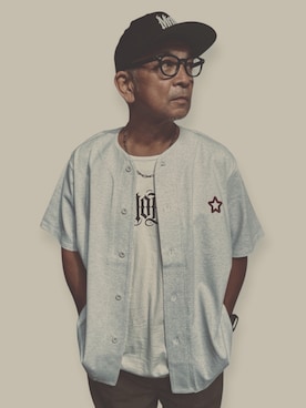 「アイテム（タンクトップ）」を使った、中野英雄さん（メンズ・170cm）の秋コーディネート