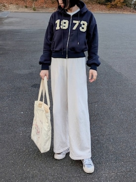 「アイテム（パーカー）」を使った、yume さん（レディース・160cm）の冬コーディネート