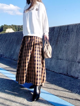 「zucca」｜「アイテム（スウェット）」を使った、yume さん（レディース・160cm）の秋コーディネート