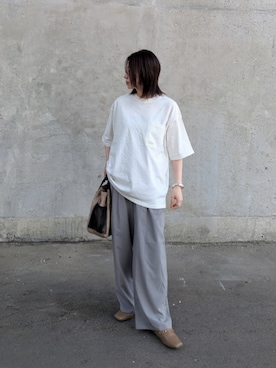 「THE CRAFT CREW PRODUCTS（ザクラフトクループロダクツ）の＜UVカット・汗ジミ防止＞ファンクショナルファブリック オーバーサイズ 半袖 ポケットTシャツ【THE CRAFT CREW PRODUCTS】（Tシャツ/カットソー、ホワイト系）」を使った、yume さん（レディース・160cm）の春コーディネート