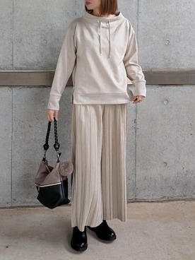 「アイテム（スウェット）」を使った、yume さん（レディース・160cm）の秋コーディネート