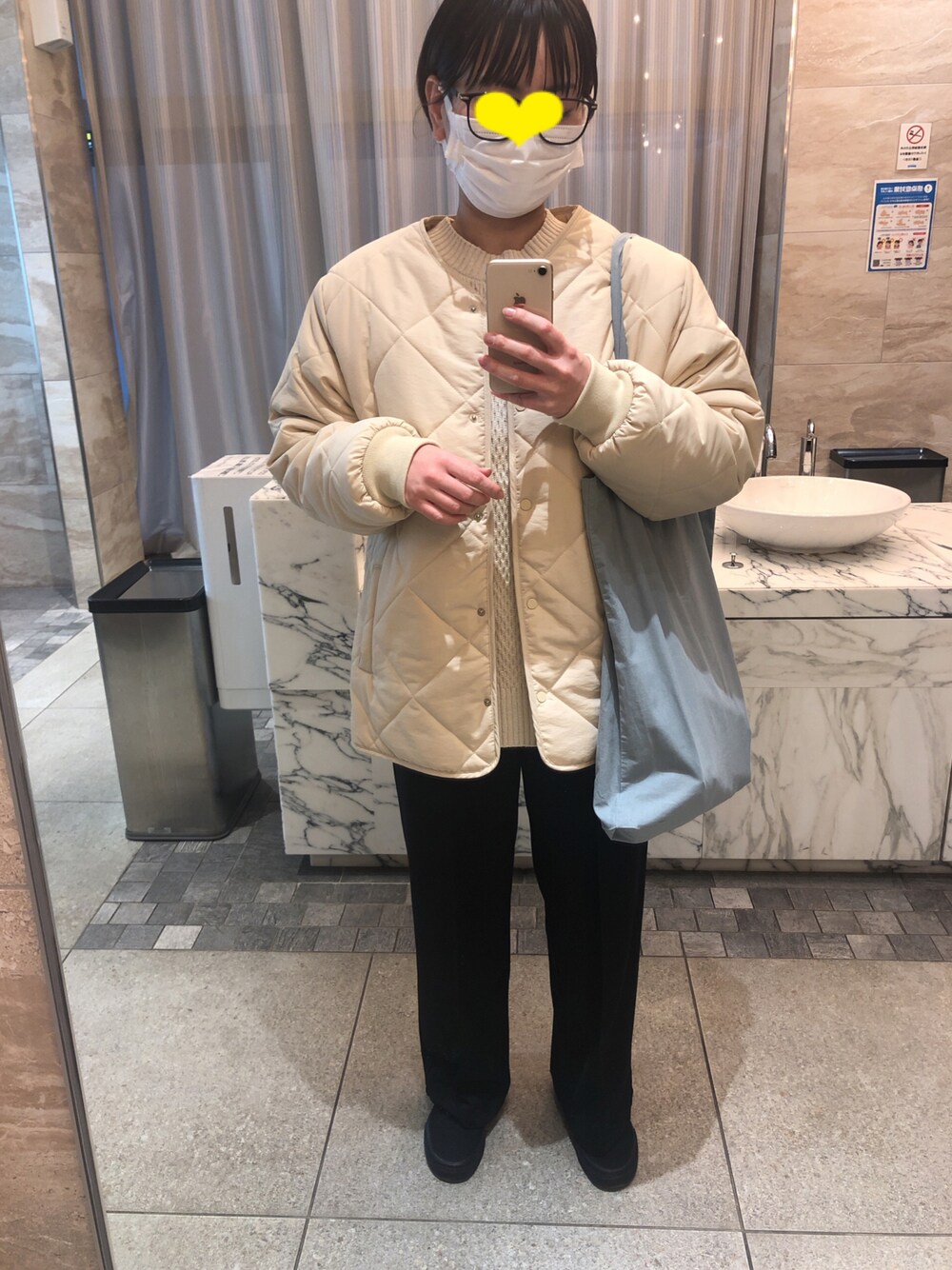 「低身長、低身長コーデ、白アウター、isook、アイスー」｜「ISOOKのQuilting jacket(mi select)（ナイロンジャケット、ホワイト系）」を使った、まーむちゃんさん（レディース・155cm）の冬コーディネートの1枚目の写真