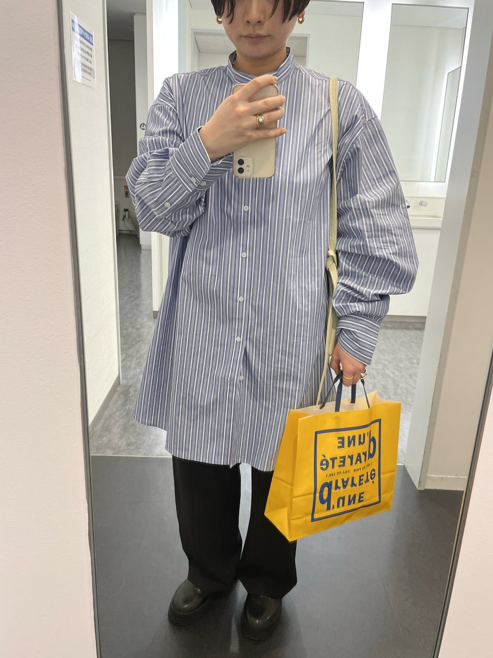 「低身長、低身長コーデ、She me.、she me、シーミー、チエコプラス、CHIEKO+、CHIEKOplus、GINZA TANAKA、オーバーサイズシャツ、アンスリール、Unsourire.、ラポドゥジェム、la peau de gem」｜「TODAYFULのストライプオーバーシャツ（シャツ/ブラウス、ブルー系）」を使った、まーむちゃんさん（レディース・155cm）の春コーディネートの1枚目の写真