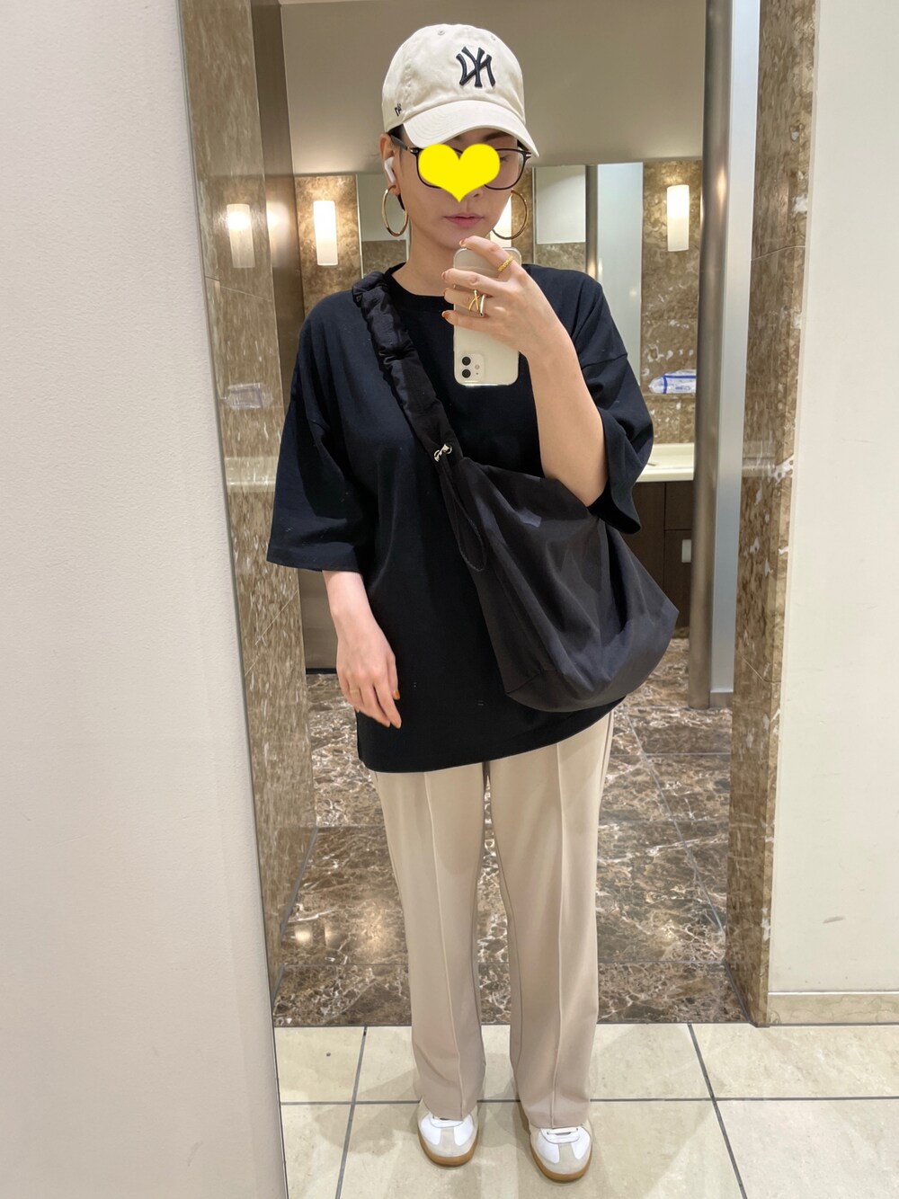 「低身長、低身長コーデ、夏服、カジュアルスタイル、大人カジュアル、チエコプラス、CHIEKO+、キャップ、スニーカー」｜「CIAOPANIC TYPYのUSAコットンハーフスリーブTee（Tシャツ/カットソー、ブラック系）」を使った、まーむちゃんさん（レディース・155cm）の夏コーディネートの1枚目の写真
