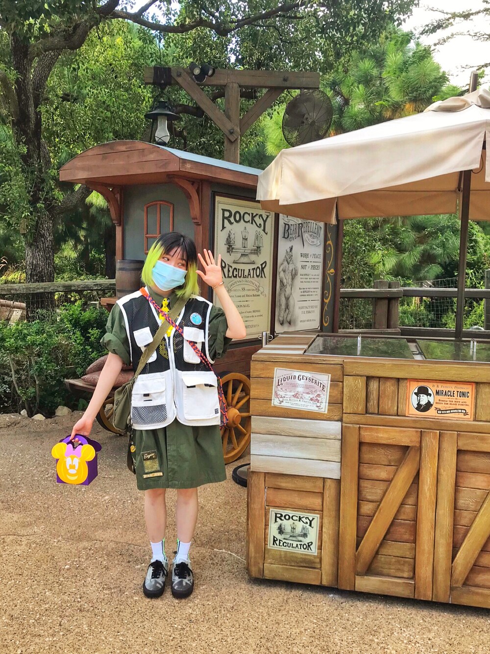 「vintage、古着、古着MIX、古着女子、古著、古着風、古著混搭、古著MIX、古著風、古著穿搭」｜「VINTAGEのアイテム（ジャケット/アウター、グリーン系）」を使った、athena_lookbookさん（レディース・152cm）の秋コーディネートの1枚目の写真