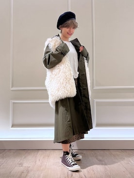 「ファー」｜「アイテム（ステンカラーコート）」を使った、GLOSTER stylingさん（レディース・164cm）の秋コーディネート
