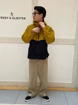 「FREDY&GLOSTER」｜「アイテム（マウンテンパーカー）」を使った、GLOSTER stylingさん（メンズ・173cm）の春コーディネート