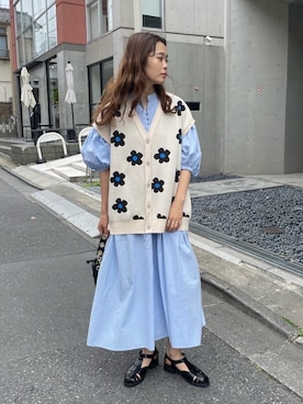 「andrea cardone（アンドレアカルドネ）のアイテム（バッグ）」を使った、GLOSTER stylingさん（レディース・160cm）の春コーディネート