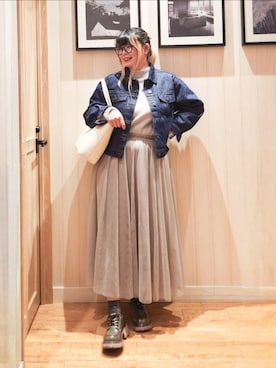 「SHOO・LA・RUE（シューラルー）の【SHOO・LA・RUE DENIM】ゆったりシルエットで大人カジュアル  ゆるGジャン（デニムジャケット、ブルー系）」を使った、れーやんさん（レディース・168cm）の春コーディネート