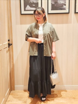 「アイテム（スカート）」を使った、れーやんさん（レディース・168cm）の秋コーディネート