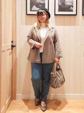 「アイテム（ネックレス）」を使った、れーやんさん（レディース・168cm）の秋コーディネート