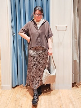 「柄スカート」｜れーやんさん（レディース・168cm）の夏コーディネート