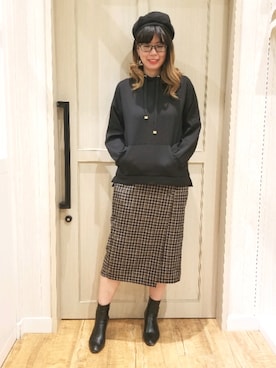 「スリット」｜「アイテム（キャスケット）」を使った、れーやんさん（レディース・167cm）の秋コーディネート