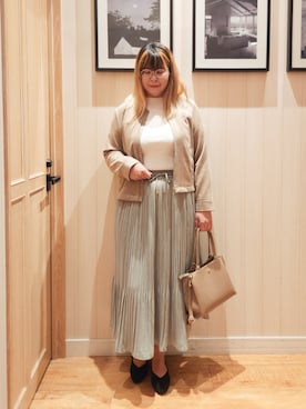 「アイテム（トップス）」を使った、れーやんさん（レディース・168cm）の秋コーディネート
