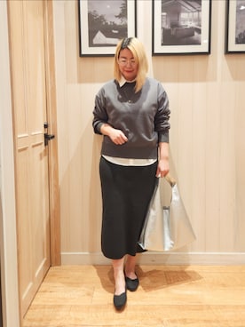 「シルバー」｜「アイテム（その他シューズ）」を使った、れーやんさん（レディース・167cm）の春コーディネート