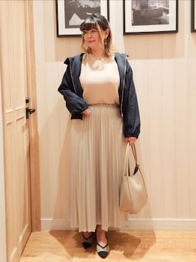 「アイテム（ブルゾン）」を使った、れーやんさん（レディース・168cm）の秋コーディネート