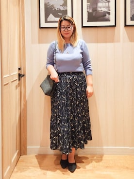 「アイテム（ネックレス）」を使った、れーやんさん（レディース・168cm）の秋コーディネート