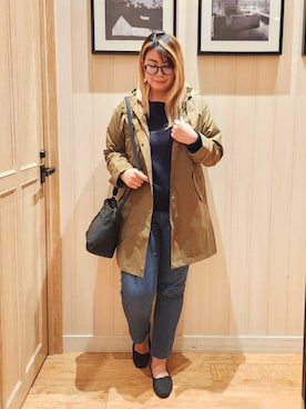 「アイテム（ミリタリージャケット）」を使った、れーやんさん（レディース・168cm）の秋コーディネート