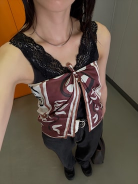 「アイテム（ストール/ショール）」を使った、Miyuさん（レディース・162cm）の秋コーディネート
