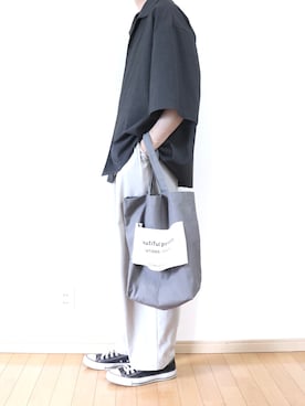 「CONVERSE（コンバース）のCONVERSE コンバース オール スター オックス / ALL STAR OX(BLACK) 32160321（スニーカー）」を使った、Yuiさん（メンズ・168cm・10代）の夏コーディネート