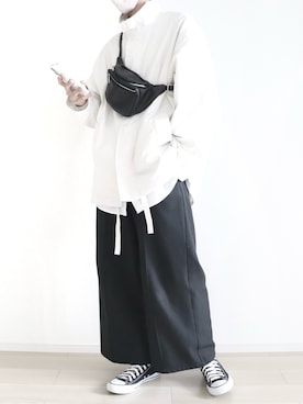 「アイテム（ボディバッグ/ウエストポーチ）」を使った、Yuiさん（メンズ・169cm）の秋コーディネート
