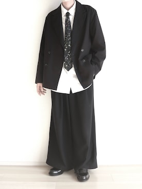 「アイテム（ネクタイ）」を使った、Yuiさん（メンズ・169cm）の秋コーディネート