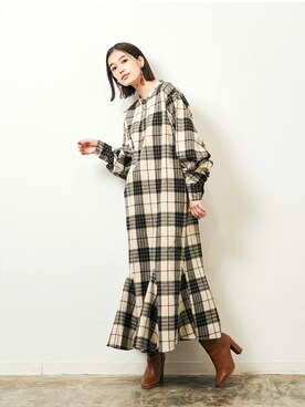 「HERENCIA（ヘレンチア）のアイテム」を使った、HERENCIA_SNAP さん（レディース・165cm）の秋コーディネート