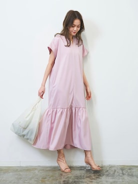 「アイテム（ワンピース、ピンク系）」を使った、HERENCIA_SNAP さん（レディース・165cm）の夏コーディネート