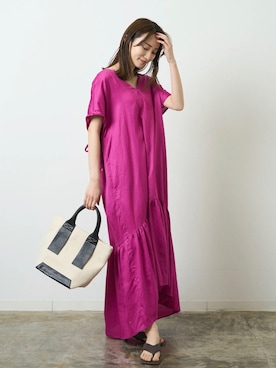 「アイテム（ドレス、パープル系）」を使った、HERENCIA_SNAP さん（レディース・165cm）の春コーディネート