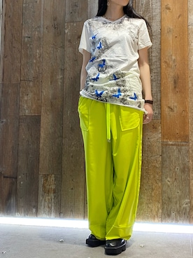 「KMRii（ケムリ）のアイテム（トップス）」を使った、照井千尋さん（レディース・163cm）の春コーディネート