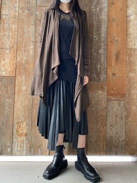 「ADDICT NOIR（アディクトノアー）のアイテム」を使った、照井千尋さん（レディース・163cm）の秋コーディネート