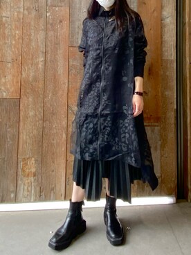 「ADDICT NOIR（アディクトノアー）のアイテム」を使った、照井千尋さん（レディース・163cm）の秋コーディネート