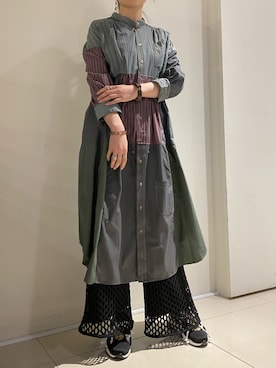 照井千尋さんの「rehersall／リハーズオール/フリンジコードスニーカー」を使ったコーディネート